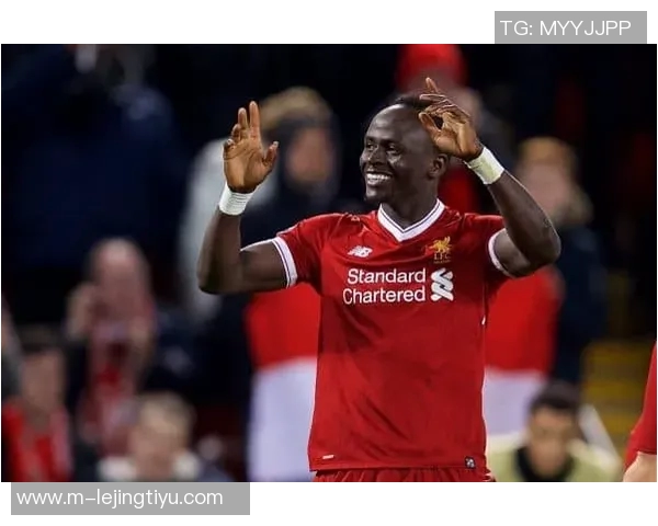 理查兹称赞马杜埃凯与本怀特右路默契配合展现全新风貌 理查兹称赞马杜埃凯与本怀特右路默契配合展现全新风貌