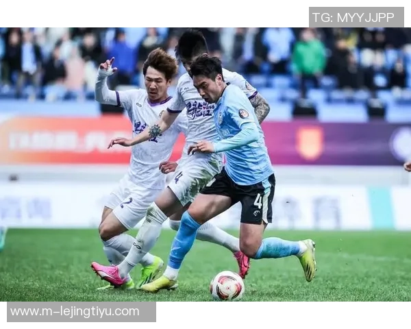 半场战报大连英博与武汉三镇互交白卷刘祝润朱鹏宇频频造险邓涵文因伤退场 半场战报大连英博与武汉三镇互交白卷刘祝润朱鹏宇频频造险邓涵文因伤退场