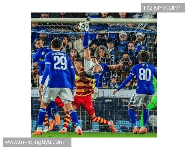 斯特拉斯堡前锋帕尼切利横空出世15项数据领跑法甲前锋榜单