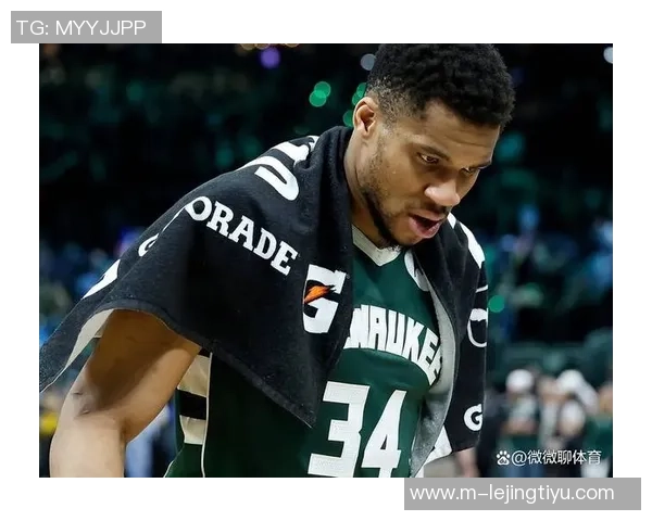 哈珀在本场比赛中表现出色荣膺最佳后卫超越费尔斯卡斯尔和福克斯 哈珀在本场比赛中表现出色荣膺最佳后卫超越费尔斯卡斯尔和福克斯