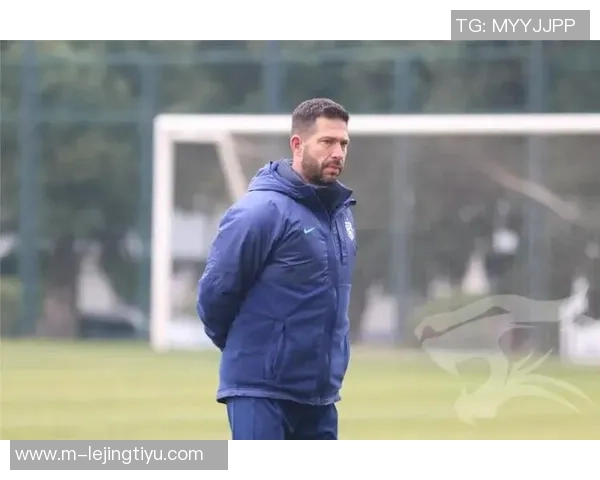 三镇新援贝维斯抵达泰国开启冬训之旅视频曝光